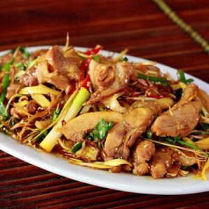 Gà hồ xào lăn ngổ già