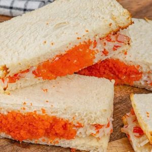 Bánh mỳ trứng cua