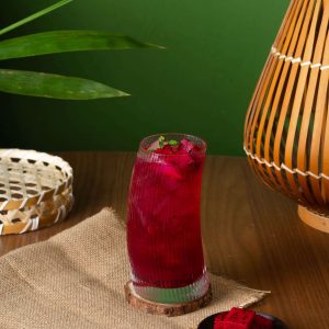 Trà thanh long đỏ dâu tây