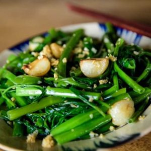 Rau muống xào tỏi