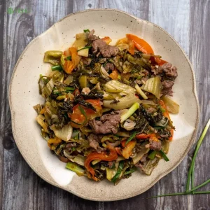 Bắp bò xào dưa chua (Suất lớn)