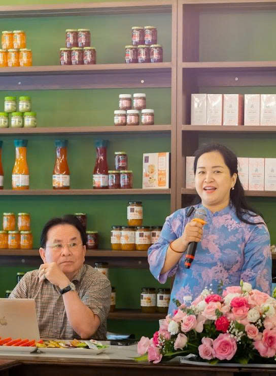 z6956369055383_8a2173575088487d8afcfad016f24fbd