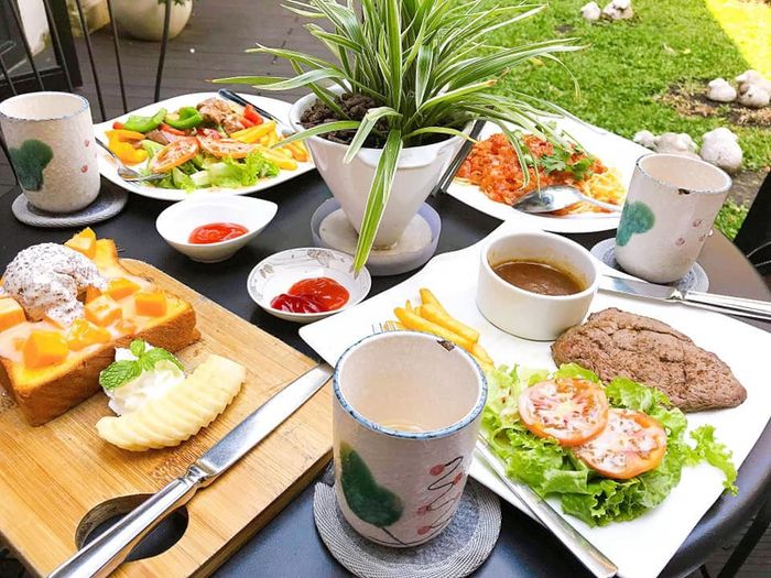 nhịn ăn sáng có tốt không