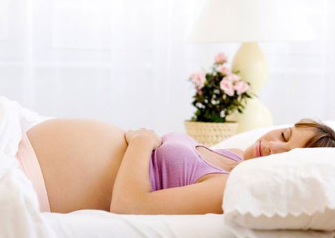 mơ thấy mình có bầu